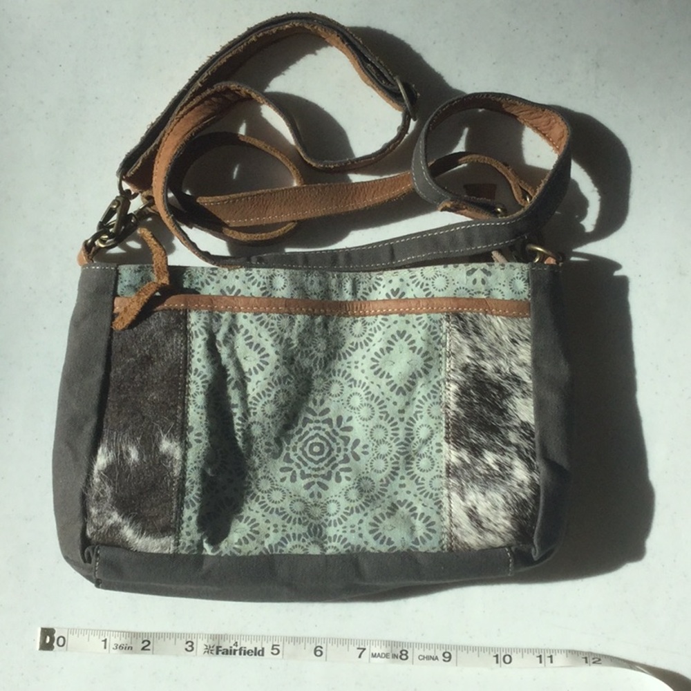 Myra purse